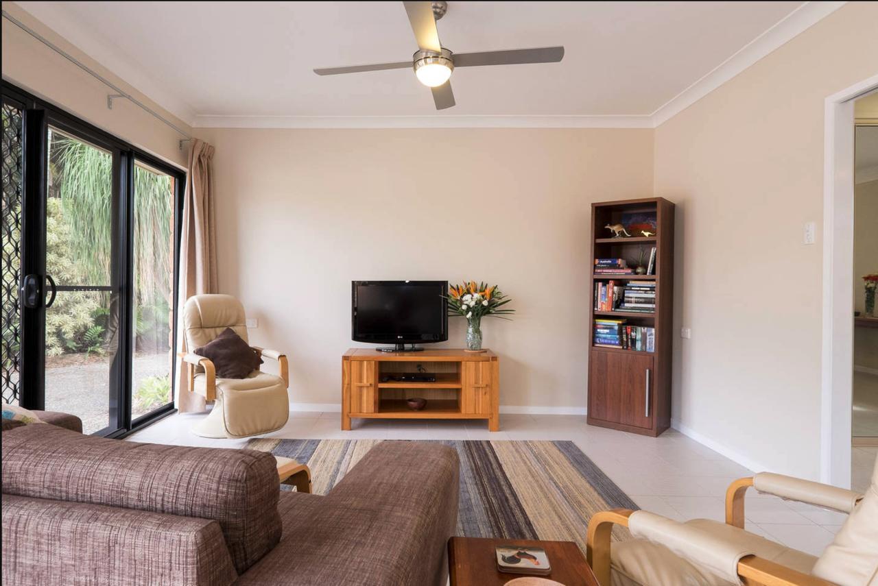 The Villa At The Bay Deception Bay Extérieur photo