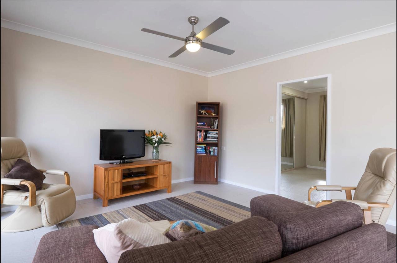 The Villa At The Bay Deception Bay Extérieur photo